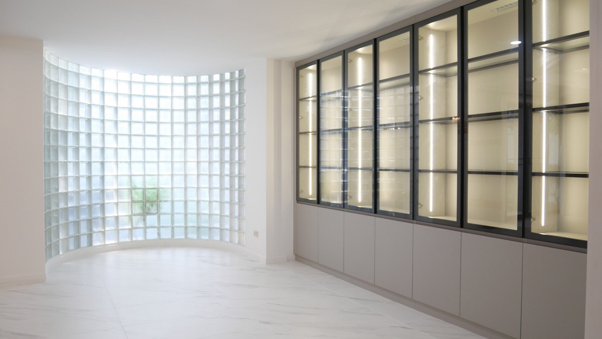 For RentHouseOnnut, Udomsuk : Single house for rent in Pridi area with swimming pool. Move in immediately, fully furnished, near St Andrews International School Bangkok 🏫