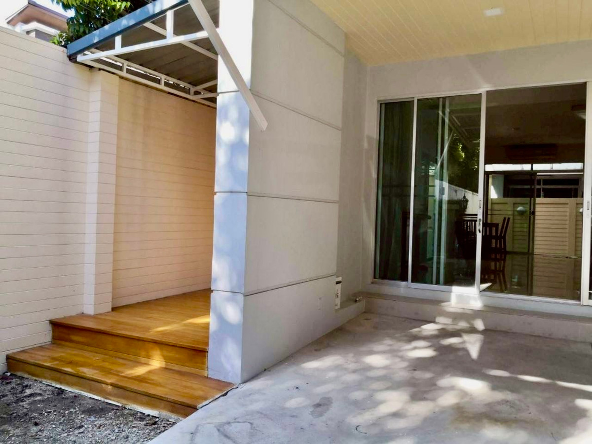 For SaleTownhomePattanakan, Srinakarin : Baan Klang Muang Baan Klang Muang Urbanion Srinakarin / 3 Bedrooms (FOR SALE) GNG038