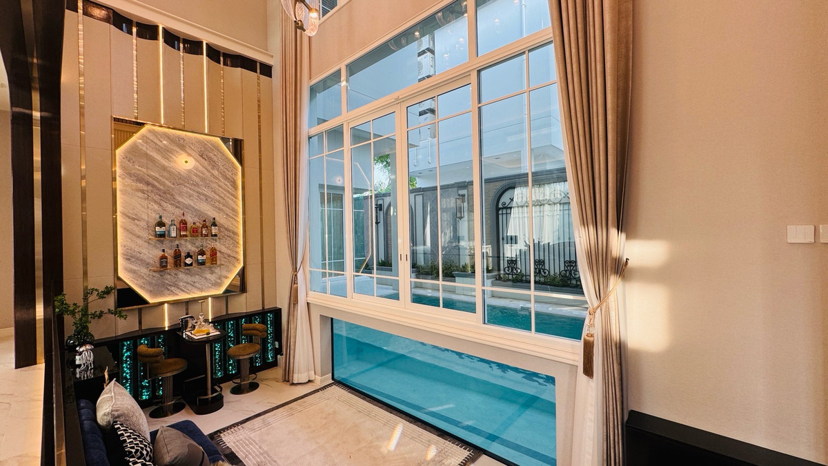 ขายบ้านพระราม 5 ราชพฤกษ์ บางกรวย : ขาย📍คฤหาสน์หรูใหม่ ริมแม่น้ำ 95 ลบ. หน้าคลับเฮาส์ The Grand Riverfront ราชพฤกษ์ - พระราม 5  โครงการเดียวรับรางวัลมาตรฐานโลก LEED Gold 2024