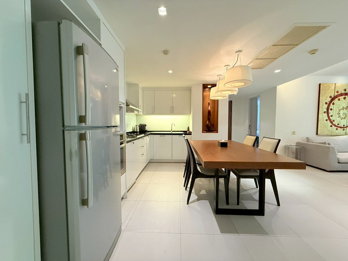 For RentCondoSukhumvit, Asoke, Thonglor : 🐈✨ 2 bedrooms Pet Friendly Condo for rent Thonglor area 