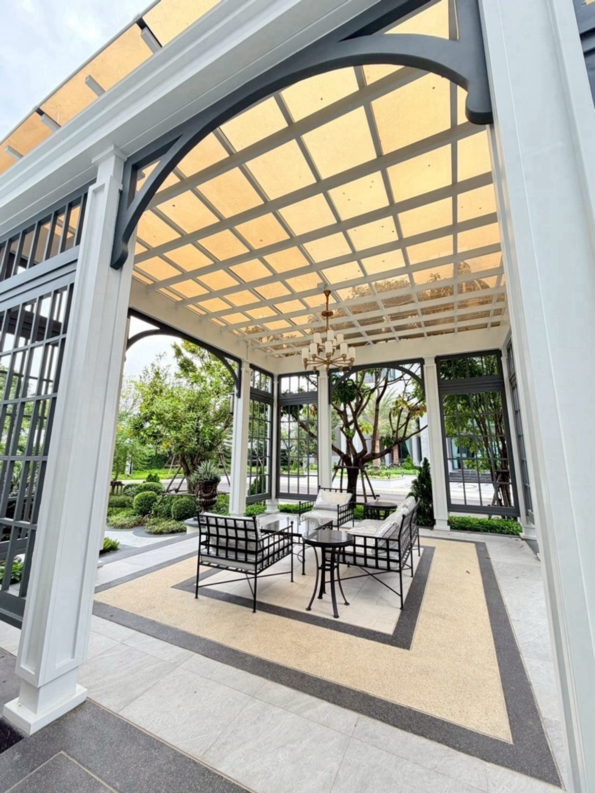 ขายบ้านพระราม 5 ราชพฤกษ์ บางกรวย : ขาย📍คฤหาสน์หรูใหม่ ริมแม่น้ำ 95 ลบ. หน้าคลับเฮาส์ The Grand Riverfront ราชพฤกษ์ - พระราม 5  โครงการเดียวรับรางวัลมาตรฐานโลก LEED Gold 2024