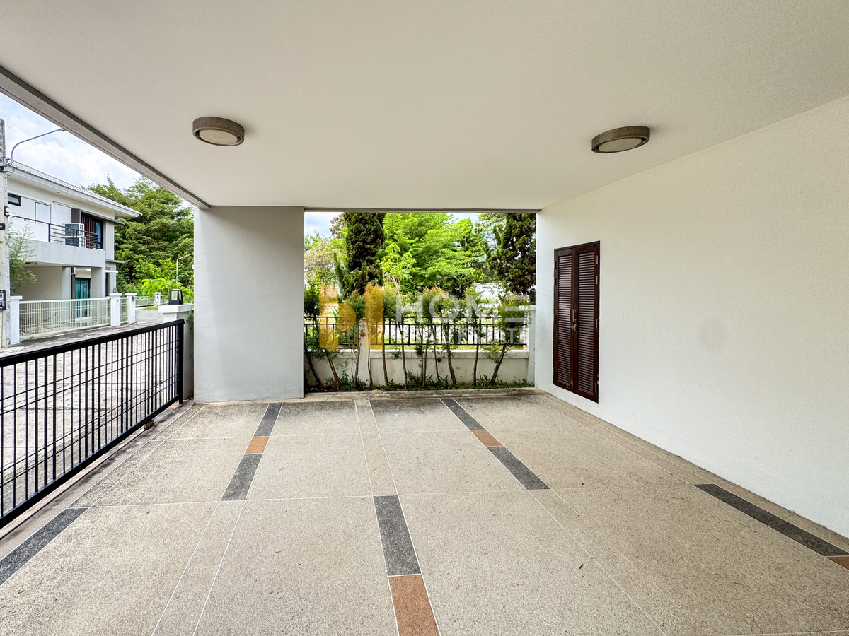 For RentHousePattaya, Bangsaen, Chonburi : The Complete Sriracha / 3 bedrooms (for rent), The Complete Sriracha / 3 Bedrooms (FOR RENT) YEAN151