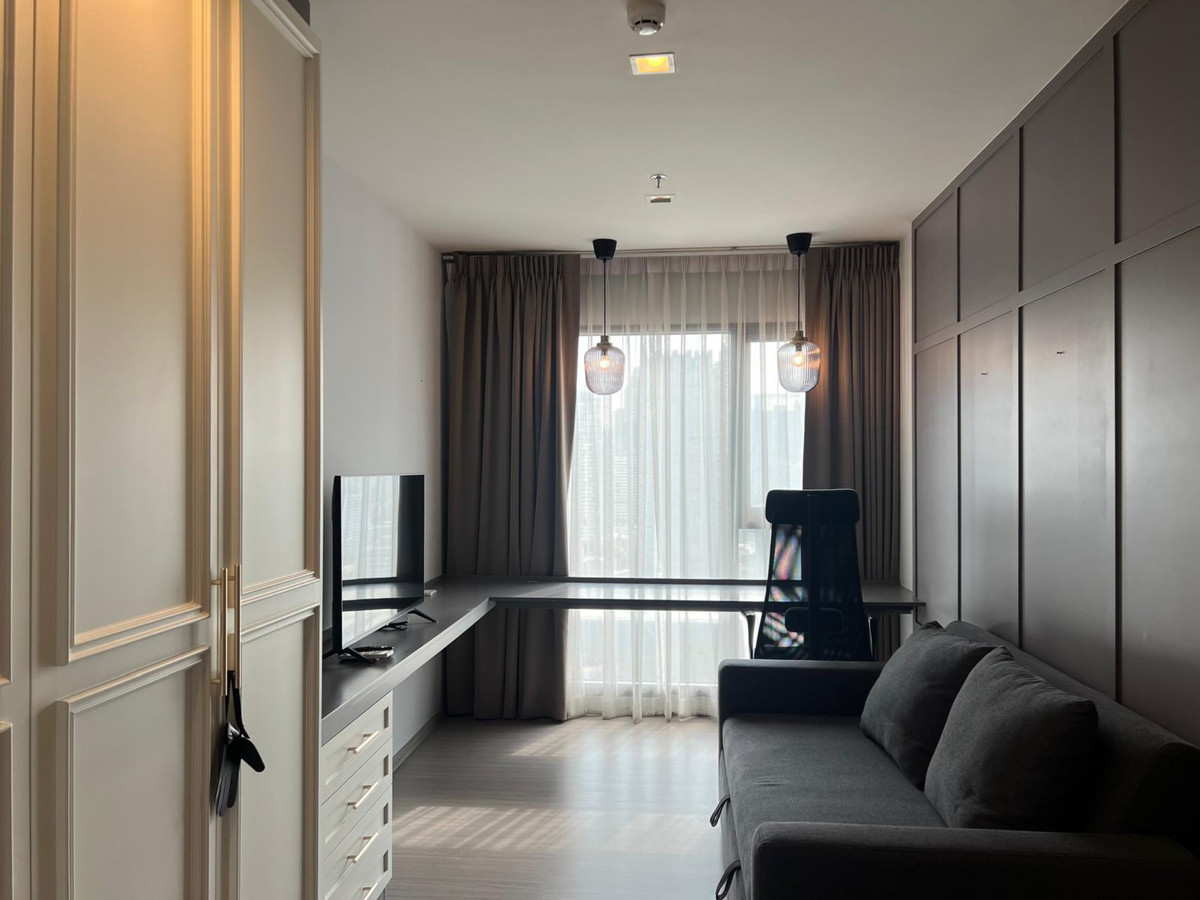 For RentCondoRama9, Petchburi, RCA : For Rent: Life Asoke Hype, 35,000 THB [MKr260325]