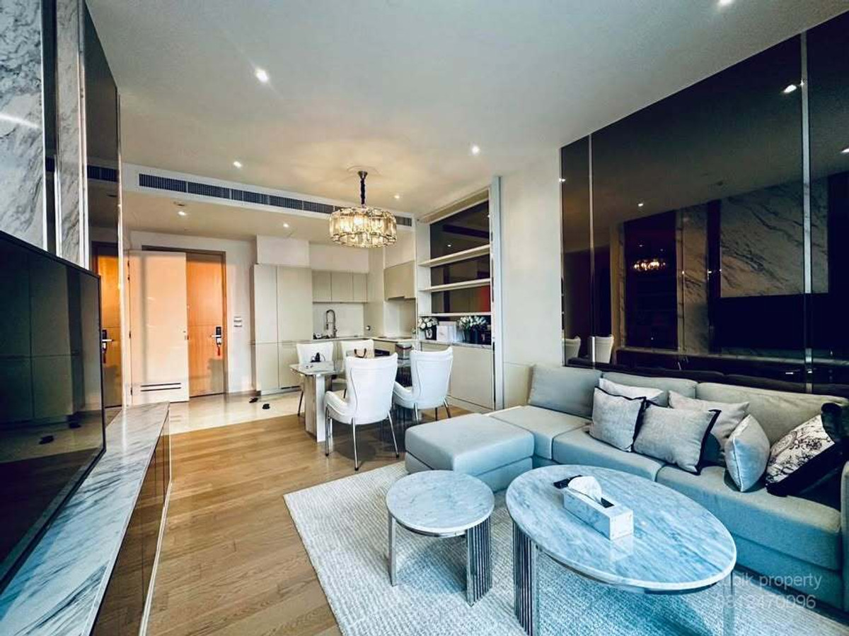 ให้เช่าคอนโดวงเวียนใหญ่ เจริญนคร : 🏙 **ให้เช่าคอนโด Magnolias Waterfront Residences** RB1812 Luxury Residence ริมแม่น้ำเจ้าพระยา วิวโค้งน้ำสุดอลังการ 🌊✨