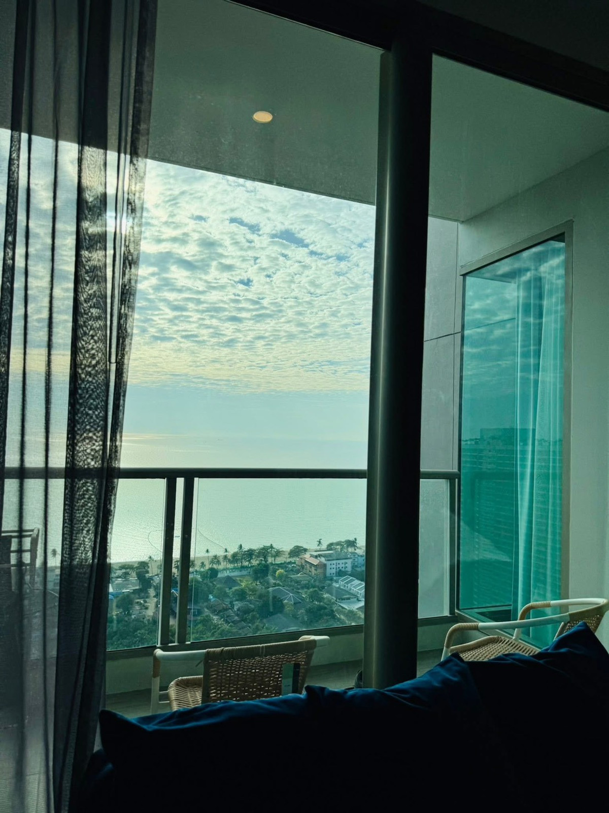 ให้เช่าคอนโดพัทยา บางแสน ชลบุรี สัตหีบ : The Riviera Jomtien / 1 Bedroom (FOR RENT), เดอะ ริเวียร่า จอมเทียน / 1 ห้องนอน (เช่า) AM096