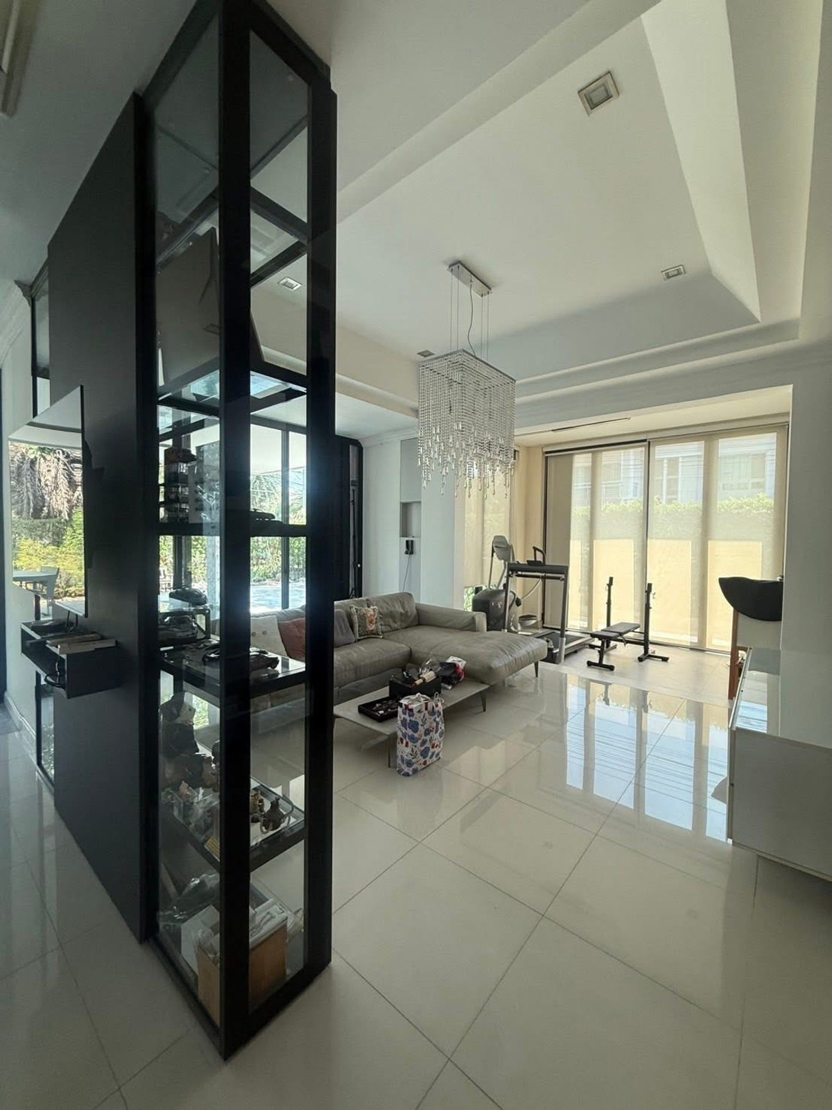 For RentHouseLadkrabang, Suwannaphum Airport : For rent: Perfect Masterpiece Motorway, new house, swimming pool, corner plot, 5 bedrooms.