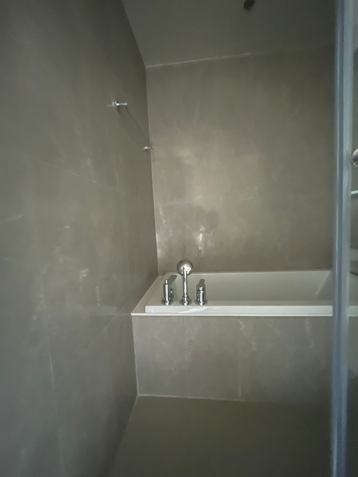 For SaleCondoSathorn, Narathiwat : [RARE UNIT] The Issara Sathorn 1BR Plus, 20th floor, north view, Market Place & Yen Akat @Chan-Sathorn Road Great value functions, 1 bedroom + 1 multi-purpose room, area 37.17 sq m, good high floor. Open city view on Nang Linchi-Rama 4 side.