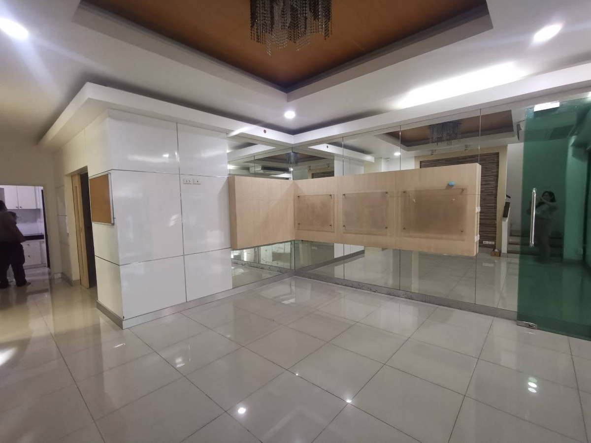 ให้เช่าทาวน์โฮมโชคชัย4 ลาดพร้าว71 : ให้เช่าโฮมออฟฟิศ ม.บ้านกลางเมือง เออร์บาเนี่ยน ลาดพร้าว – วังหิน ใจกลางลาดพร้าว เชื่อมต่อเมือง ใน 5 นาที คุณบี โทร 064-146-6445 (R005 AGBE)