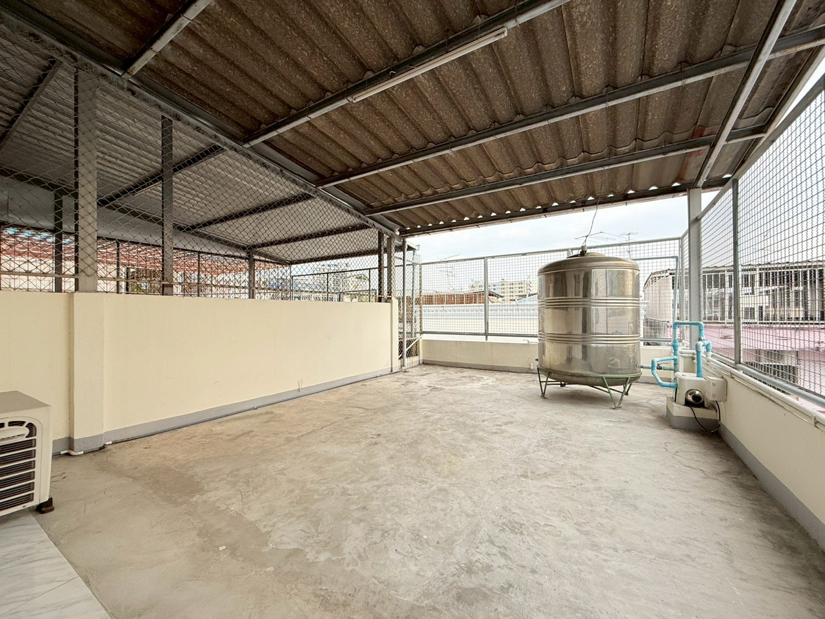 ให้เช่าโฮมออฟฟิศสาทร นราธิวาส : 🌁🎊 ให้เช่าโฮมออฟฟิศ สูง 5 ชั้น หมู่บ้านเซ็นต์หลุยส์ เซ็นเตอร์ ทำเลทองย่านสาทร เดินทางง่าย