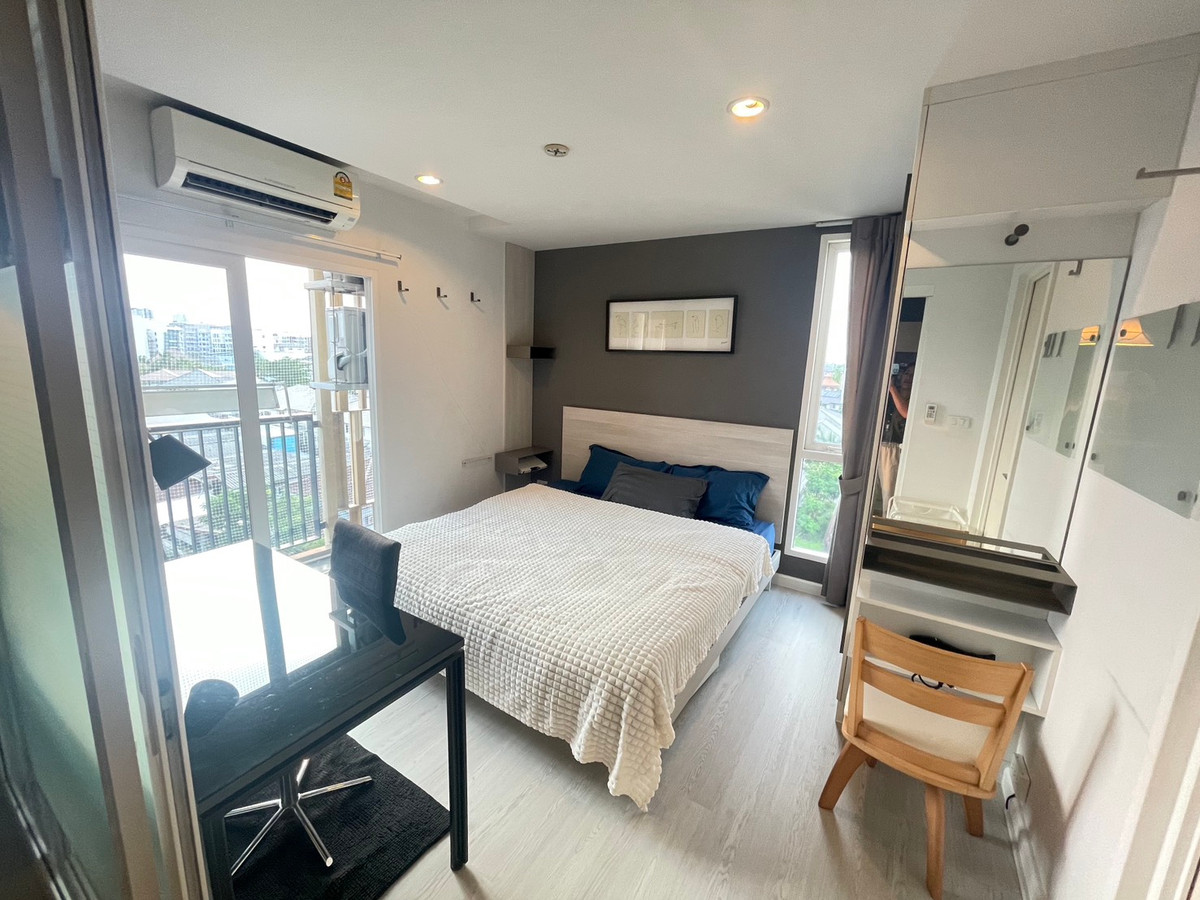 For SaleCondoPattanakan, Srinakarin : 95815 - For sale/rent The Key Udomsuk project is a condominium from Land & Houses that emphasizes privacy and resort-style living.