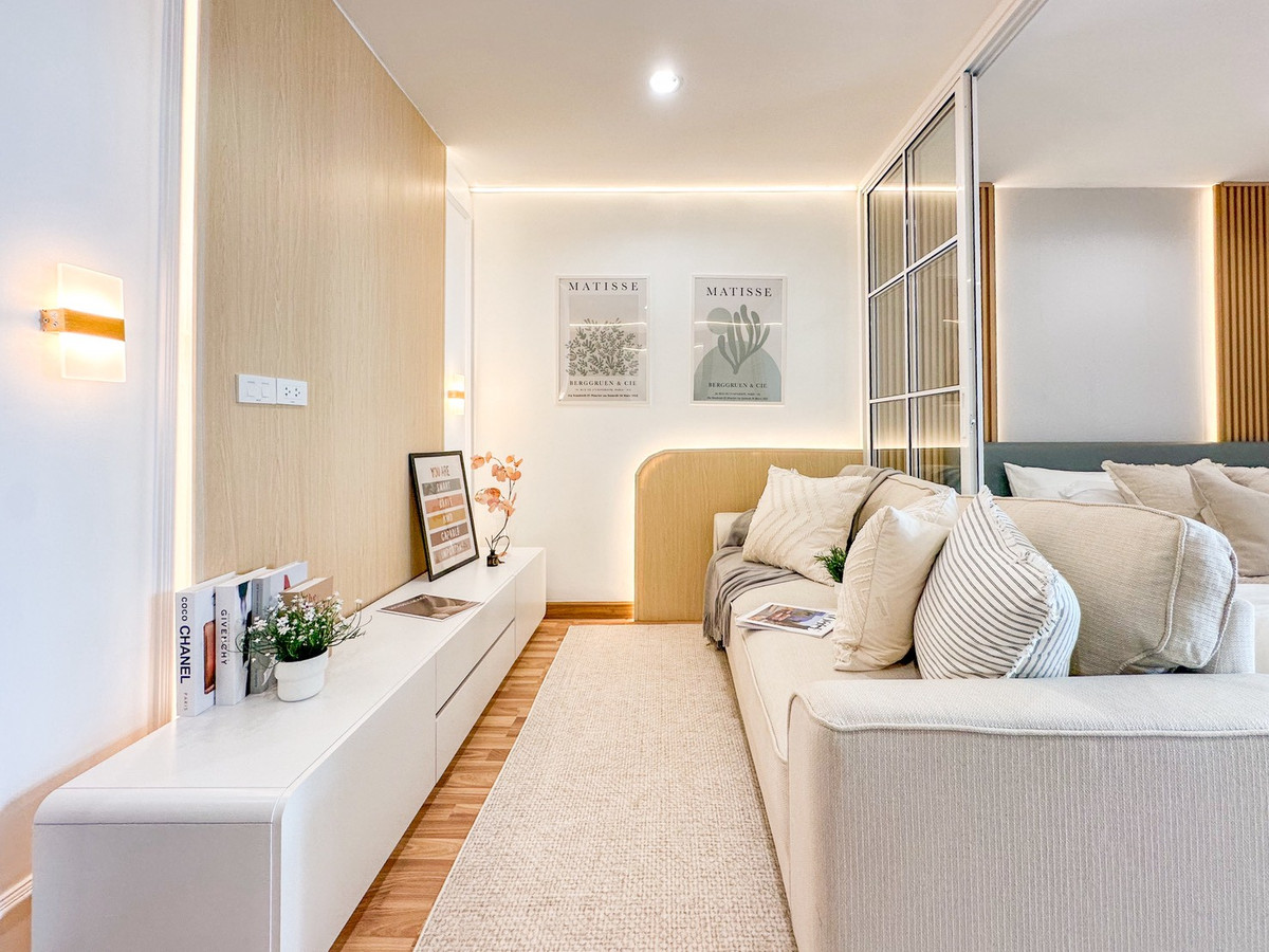 For SaleCondoVipawadee, Don Mueang, Lak Si : 🔥 Ready to move in! Condo for sale Regent Home 15 Chaengwattana 🏢 6th floor, fully furnished, new furniture, good price!!