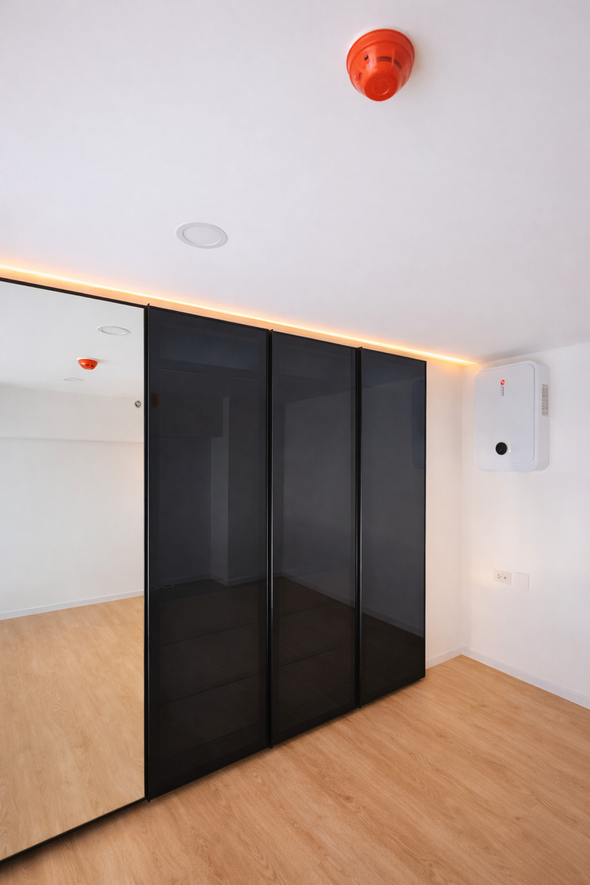 For SaleCondoRama9, Petchburi, RCA : Siamese RAMA 9 - Landmark @ MRTA Station / 1 DuplexBed (FOR SALE), Siamese Rama 9 Landmark MRT Station / 1 Duplex (For Sale) PT153