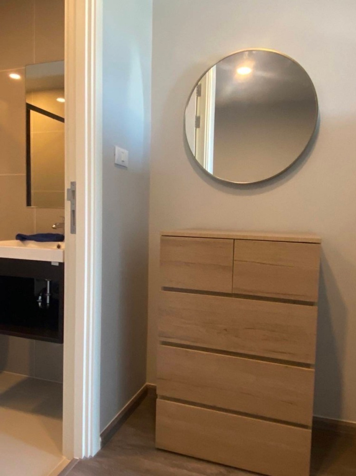 ให้เช่าคอนโดพระราม 9 เพชรบุรีตัดใหม่ RCA : ✅ MTE105 ✅ Line : @p2nproperty