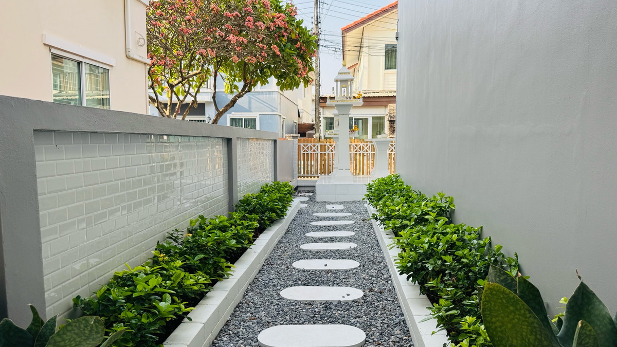 For SalePathum Thani,Rangsit, Thammasat : Urgent sale📍Newly renovated house House receives assets, fully furnished, great value, special price