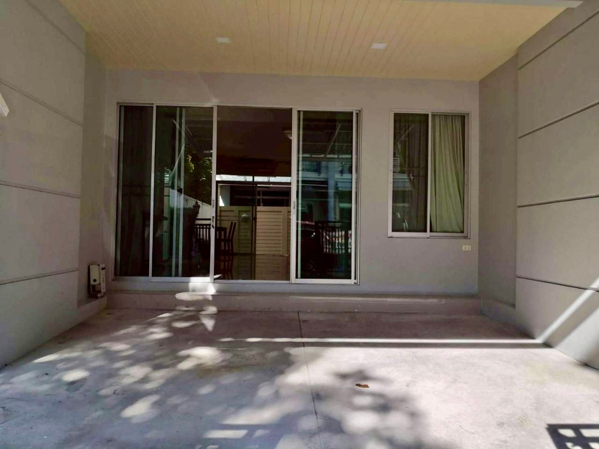 For SaleTownhomePattanakan, Srinakarin : Baan Klang Muang Baan Klang Muang Urbanion Srinakarin / 3 Bedrooms (FOR SALE) GNG038