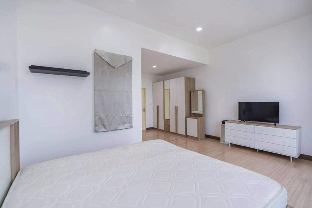 ให้เช่าทาวน์โฮมรามคำแหง หัวหมาก : ทาวน์โฮมพร้อมให้เช่า ใกล้ MRT สีส้ม รามคำแหง เชื่อมต่อได้ทั้งเส้น เลียบทางด่วน - รามคำแหง - พระราม 9 🚘