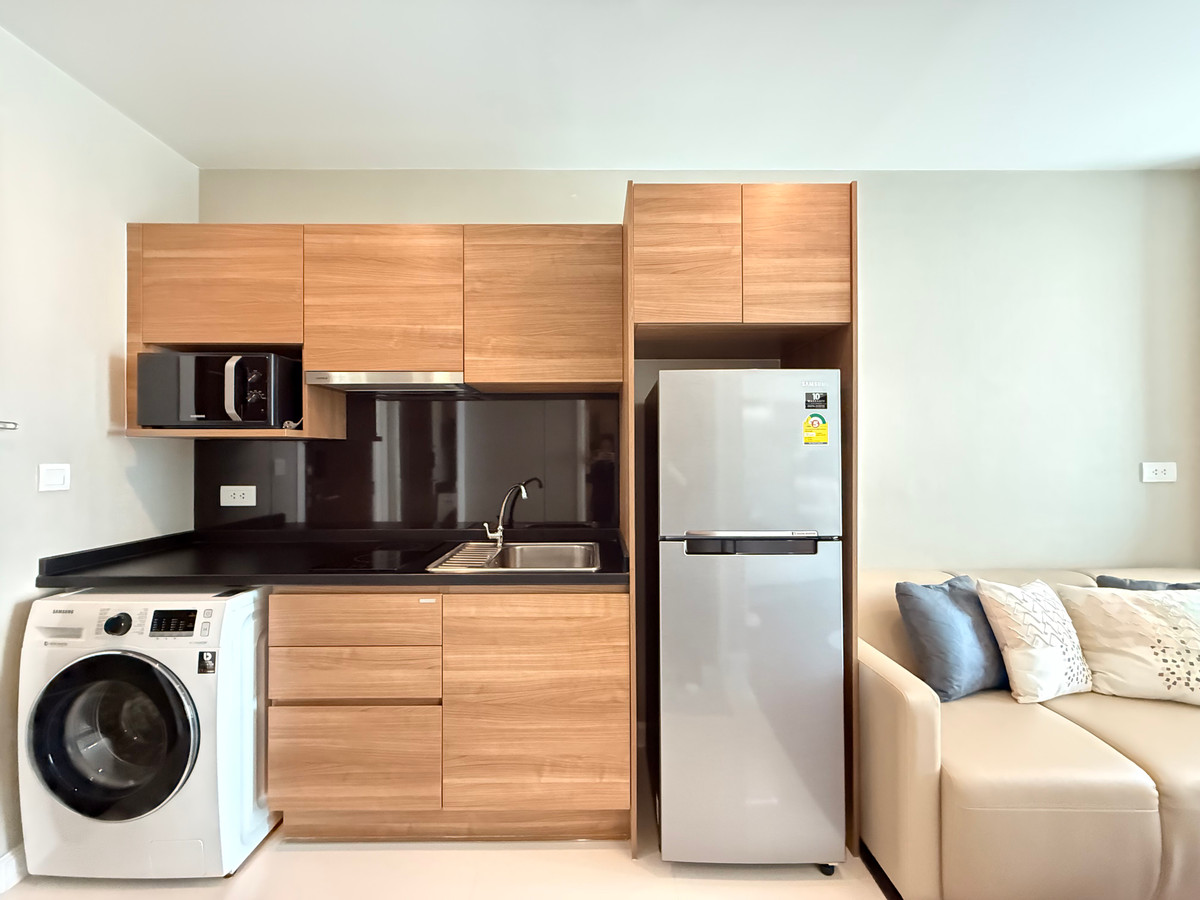 For RentCondoSamut Prakan,Samrong : For Rent: The Metropolis Samrong Interchange Condominium Closed to BTS Samrong