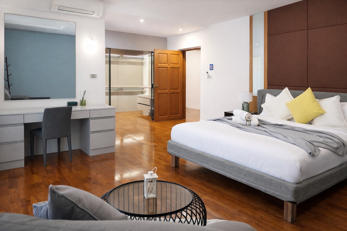 For RentHouseOnnut, Udomsuk : Single house for rent in Pridi area with swimming pool. Move in immediately, fully furnished, near St Andrews International School Bangkok 🏫