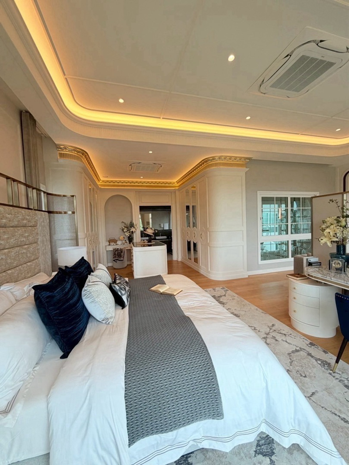 ขายบ้านพระราม 5 ราชพฤกษ์ บางกรวย : ขาย📍คฤหาสน์หรูใหม่ ริมแม่น้ำ 95 ลบ. หน้าคลับเฮาส์ The Grand Riverfront ราชพฤกษ์ - พระราม 5  โครงการเดียวรับรางวัลมาตรฐานโลก LEED Gold 2024