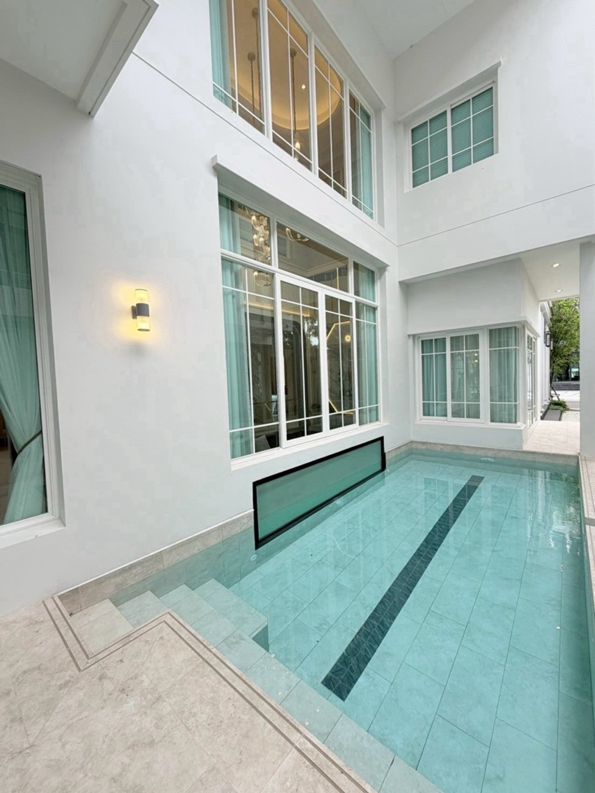 ขายบ้านพระราม 5 ราชพฤกษ์ บางกรวย : ขาย📍คฤหาสน์หรูใหม่ ริมแม่น้ำ 95 ลบ. หน้าคลับเฮาส์ The Grand Riverfront ราชพฤกษ์ - พระราม 5  โครงการเดียวรับรางวัลมาตรฐานโลก LEED Gold 2024