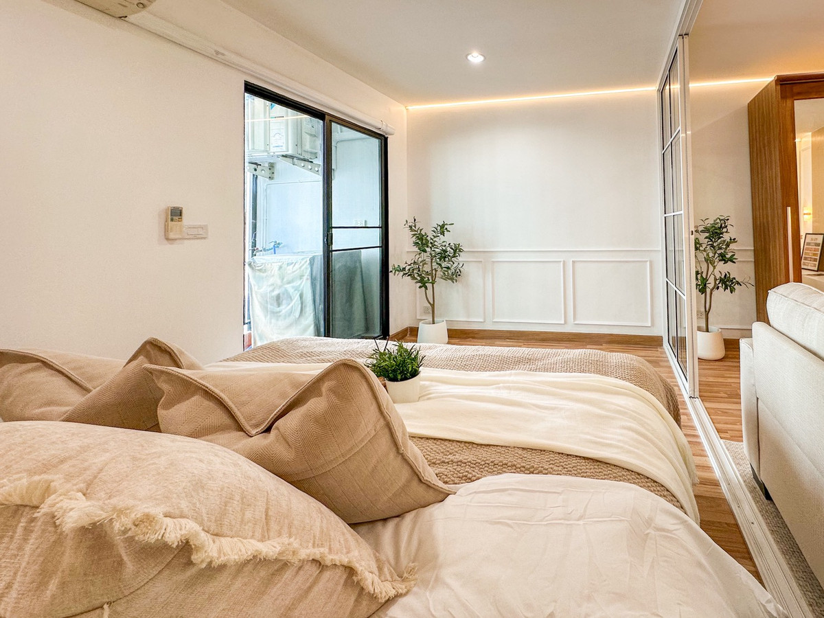 For SaleCondoVipawadee, Don Mueang, Lak Si : 🔥 Ready to move in! Condo for sale Regent Home 15 Chaengwattana 🏢 6th floor, fully furnished, new furniture, good price!!