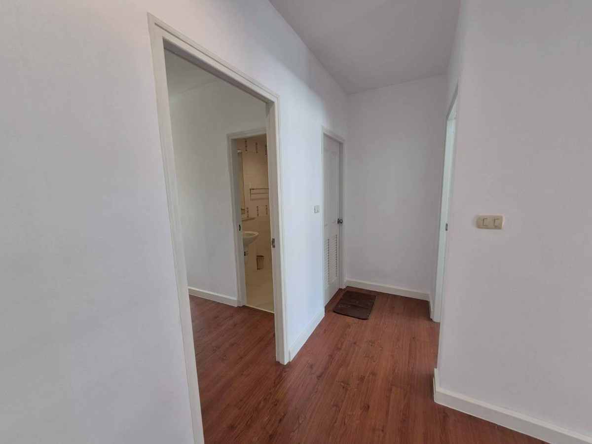 For RentTownhomeThaphra, Talat Phlu, Wutthakat : For rent, 3-story townhome, 3 bedrooms, 3 bathrooms, newly renovated, fully furnished, ready to move in, near BTS Bang Wa.