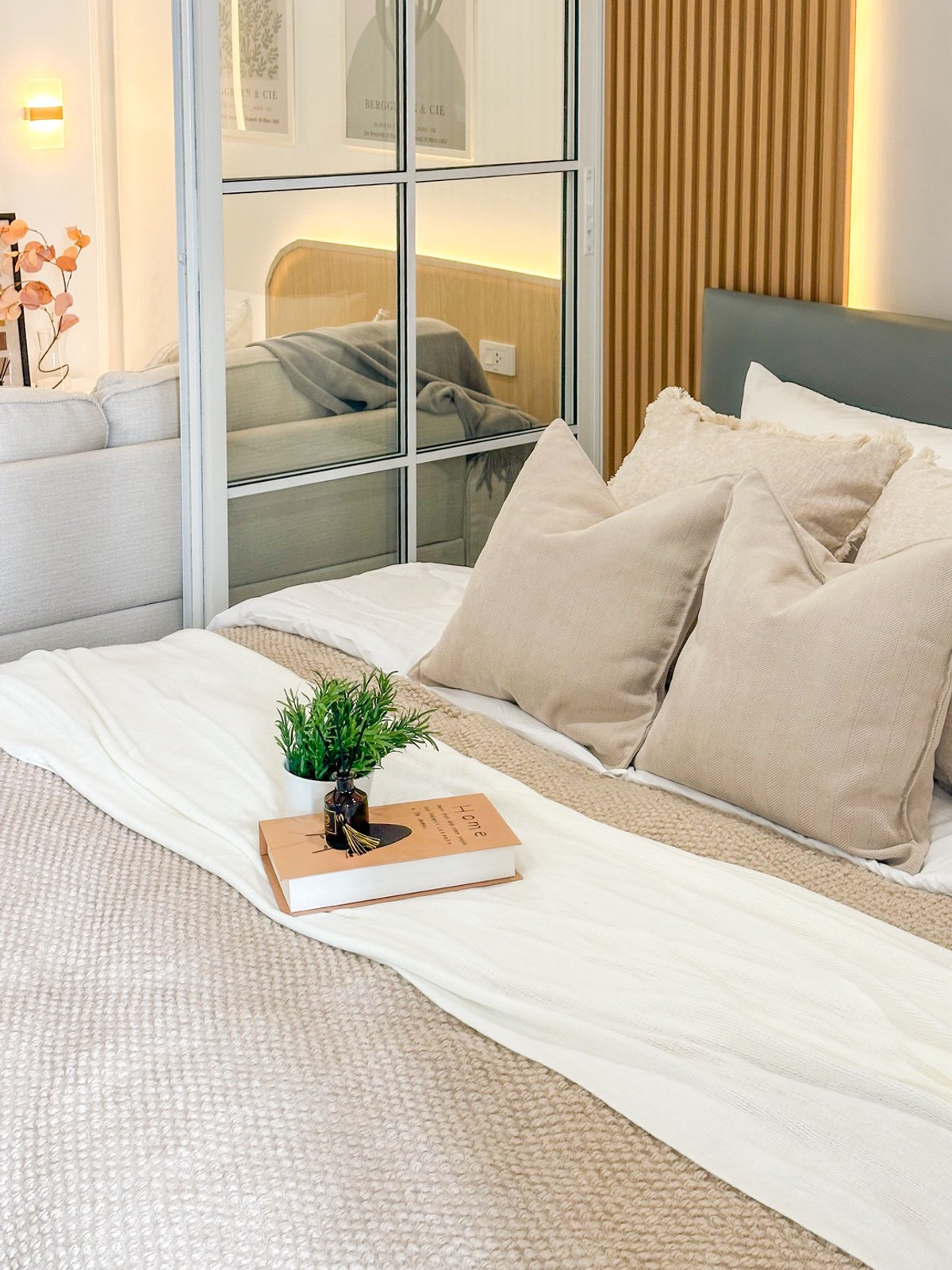 For SaleCondoVipawadee, Don Mueang, Lak Si : 🔥 Ready to move in! Condo for sale Regent Home 15 Chaengwattana 🏢 6th floor, fully furnished, new furniture, good price!!