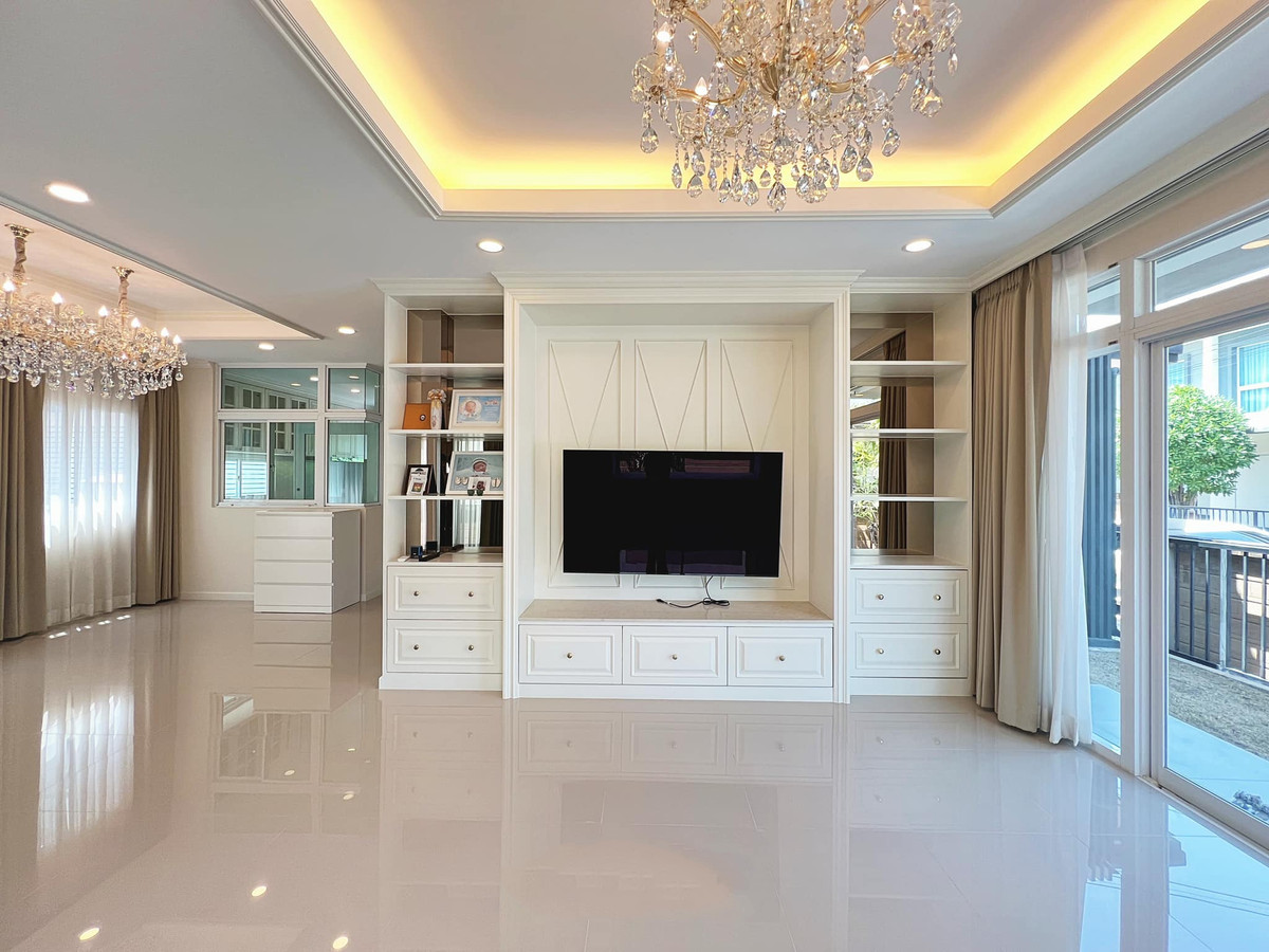 ขายบ้านพระราม 5 ราชพฤกษ์ บางกรวย : บ้านเดี่ยว คาซ่า พรีเมี่ยม ราชพฤกษ์-แจ้งวัฒนะ 55.6 ตร.ว. 3 นอน 3 น้ำ ตกแต่งพร้อมเข้าอยู่ ขายต่ำกว่าทุนที่ซื้อมา!!