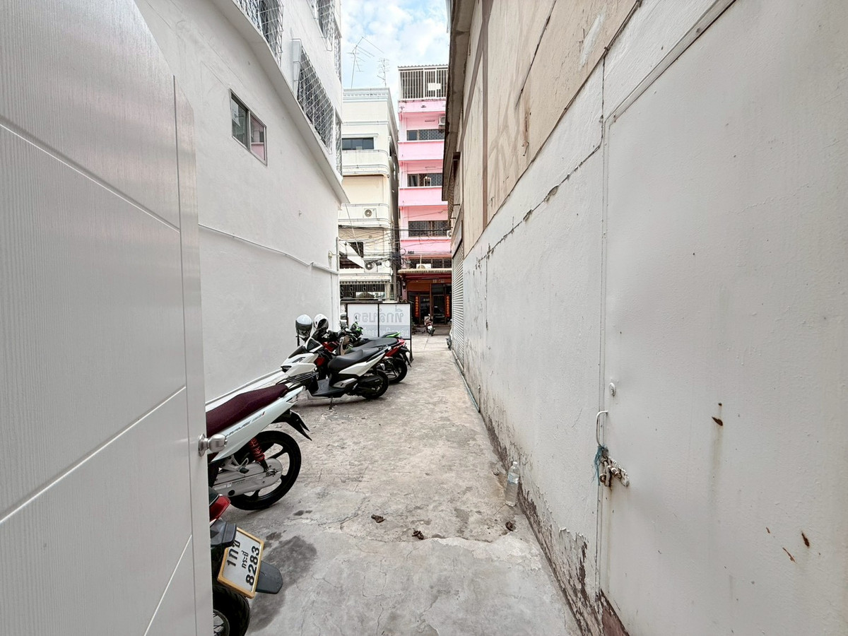 ให้เช่าโฮมออฟฟิศสาทร นราธิวาส : 🌁🎊 ให้เช่าโฮมออฟฟิศ สูง 5 ชั้น หมู่บ้านเซ็นต์หลุยส์ เซ็นเตอร์ ทำเลทองย่านสาทร เดินทางง่าย