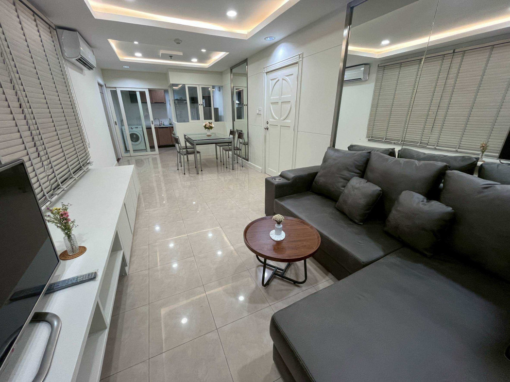 For SaleCondoRama3 (Riverside),Satupadit : Condo for sale: River Haven Charoen Krung, 71.36 sq m condominium, near BTS Saphan Taksin.