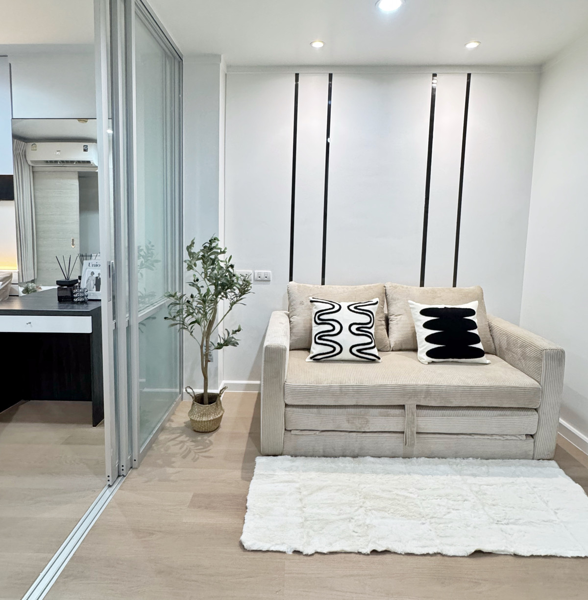 For SaleCondoRama9, Petchburi, RCA : Condo for sale Lumpini Park Rama 9-Ratchada, beautiful room with all new furniture.