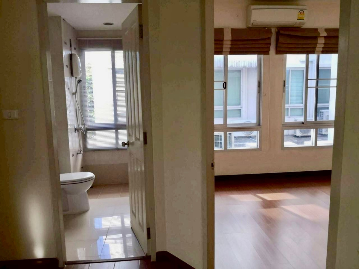 For SaleTownhomePattanakan, Srinakarin : Baan Klang Muang Baan Klang Muang Urbanion Srinakarin / 3 Bedrooms (FOR SALE) GNG038