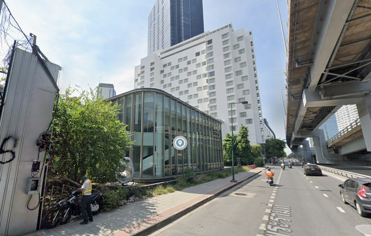 โชว์รูมคลองเตย กล้วยน้ำไท : 🎉For rent Showroom in prime location! 1,200 sq.m close to Samyarn midtown and MRT Samyarn easy to go Sukhumvit Tel 0863692224