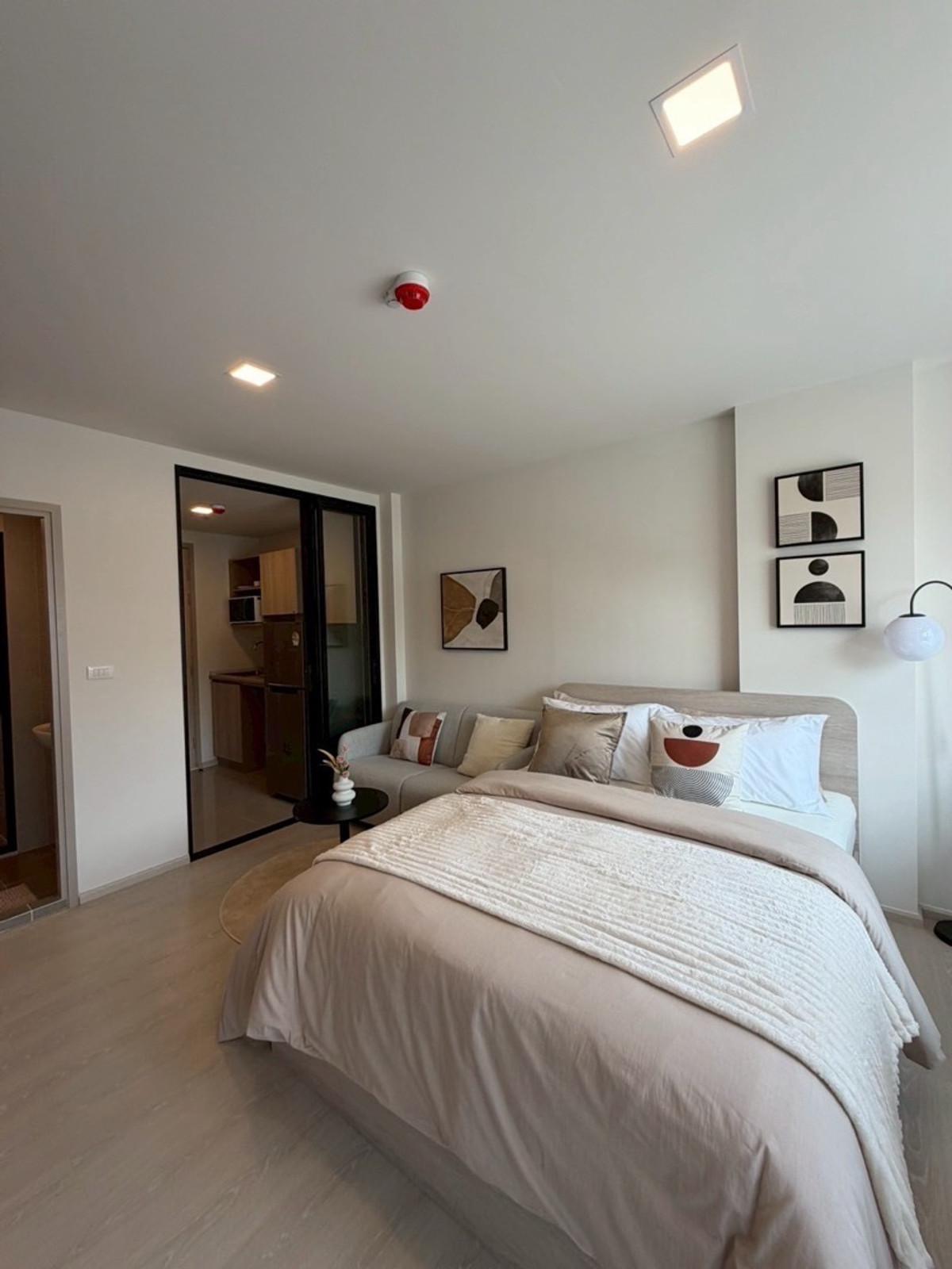 For SaleCondoPathum Thani,Rangsit, Thammasat : ✨ dcondo Vivid Rangsit near Bangkok University, Studio 25.24 sq m. 🛋 Fully furnished, ready to move in immediately.