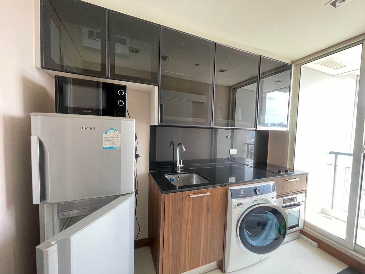 For RentCondoSukhumvit, Asoke, Thonglor : Condo for rent Ivy Thonglor 23 Best price in the building!! Ready to move in!!