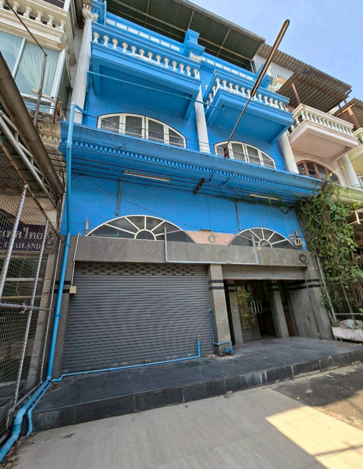 ขายอาคารพาณิชย์นนทบุรี บางใหญ่ บางบัวทอง : 95883 - ขายอาคารพาณิชย์ 3.5 ชั้น 2 คูหา โครงการบางใหญ่ซิตี้ นนทบุรี