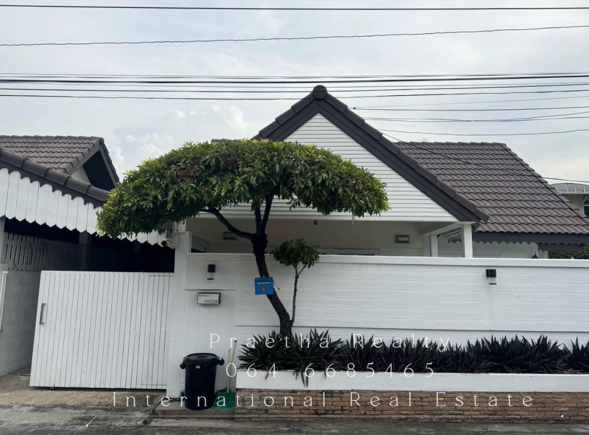 ให้เช่าบ้านพัฒนาการ ศรีนครินทร์ : ด่วน!!ตามหาผู้เช่า บ้านเดี่ยวบ้านหลังนี้ใช้คำว่าสวยได้เปลืองมาก เพียง29,000 เท่านั้นตกแต่งสวย เหมือนอยู่รีสอร์ท สไตล์โฮมมี่ และโมเดิร์นลักชูรี่ เฟอร์ครบดีที่สุดเท่าที่เคยเจอมา  เรียกได้ว่า เฟอร์้เฟคมาก!! ย่านกรุงเทพกรีฑา39 