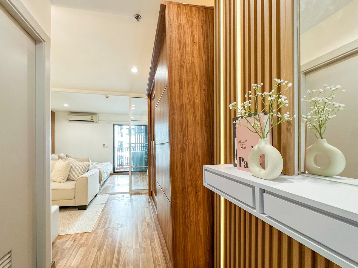 For SaleCondoVipawadee, Don Mueang, Lak Si : 🔥 Ready to move in! Condo for sale Regent Home 15 Chaengwattana 🏢 6th floor, fully furnished, new furniture, good price!!