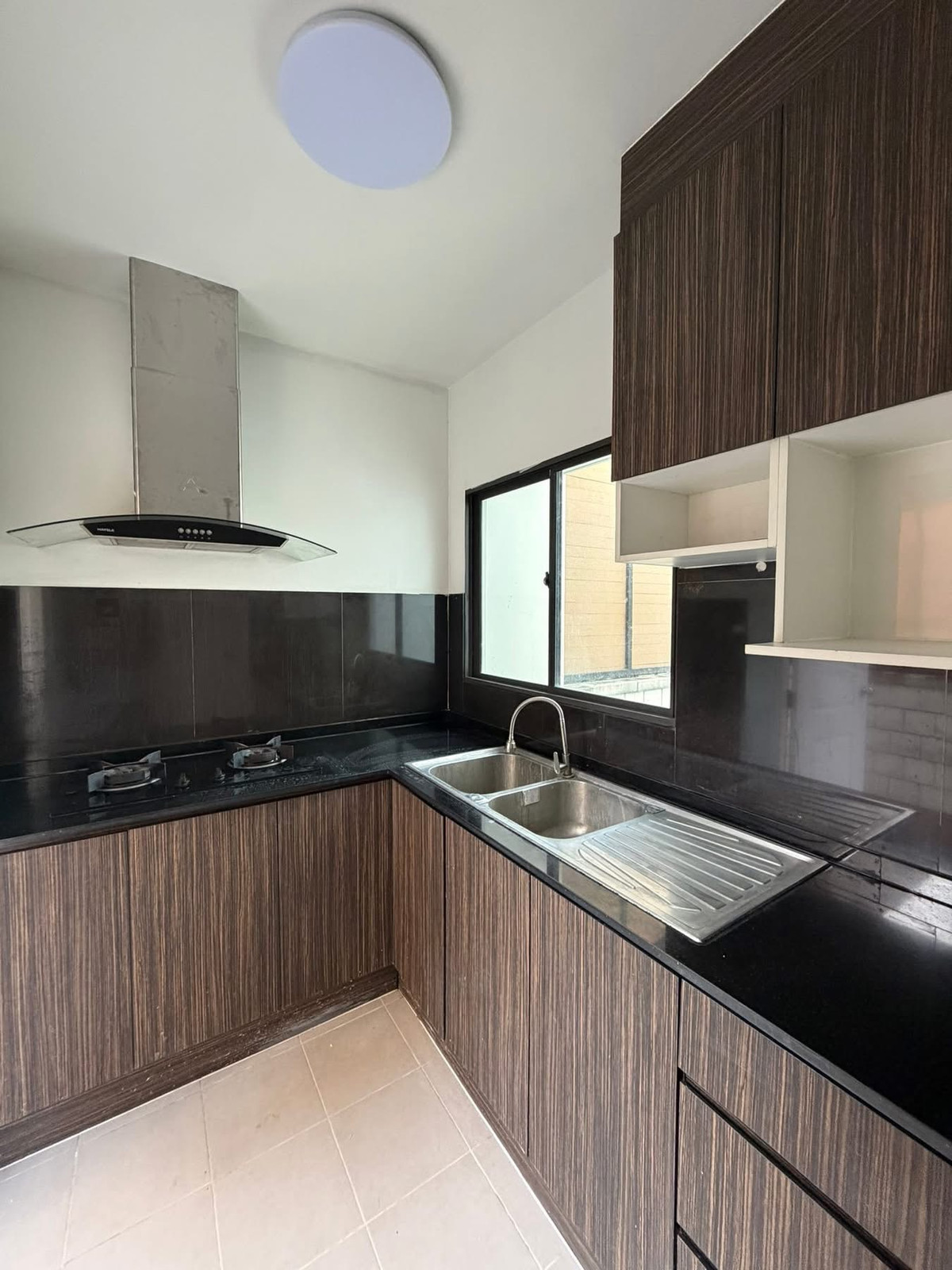 For RentHouseNonthaburi, Bang Yai, Bangbuathong : Twin house for rent Centro Westgate Village, near Jazz Green Village, Bang Bua Thong and Central Westgate.