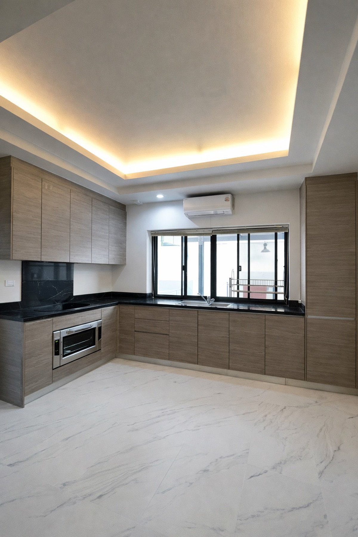 For RentHouseOnnut, Udomsuk : Single house for rent in Pridi area with swimming pool. Move in immediately, fully furnished, near St Andrews International School Bangkok 🏫