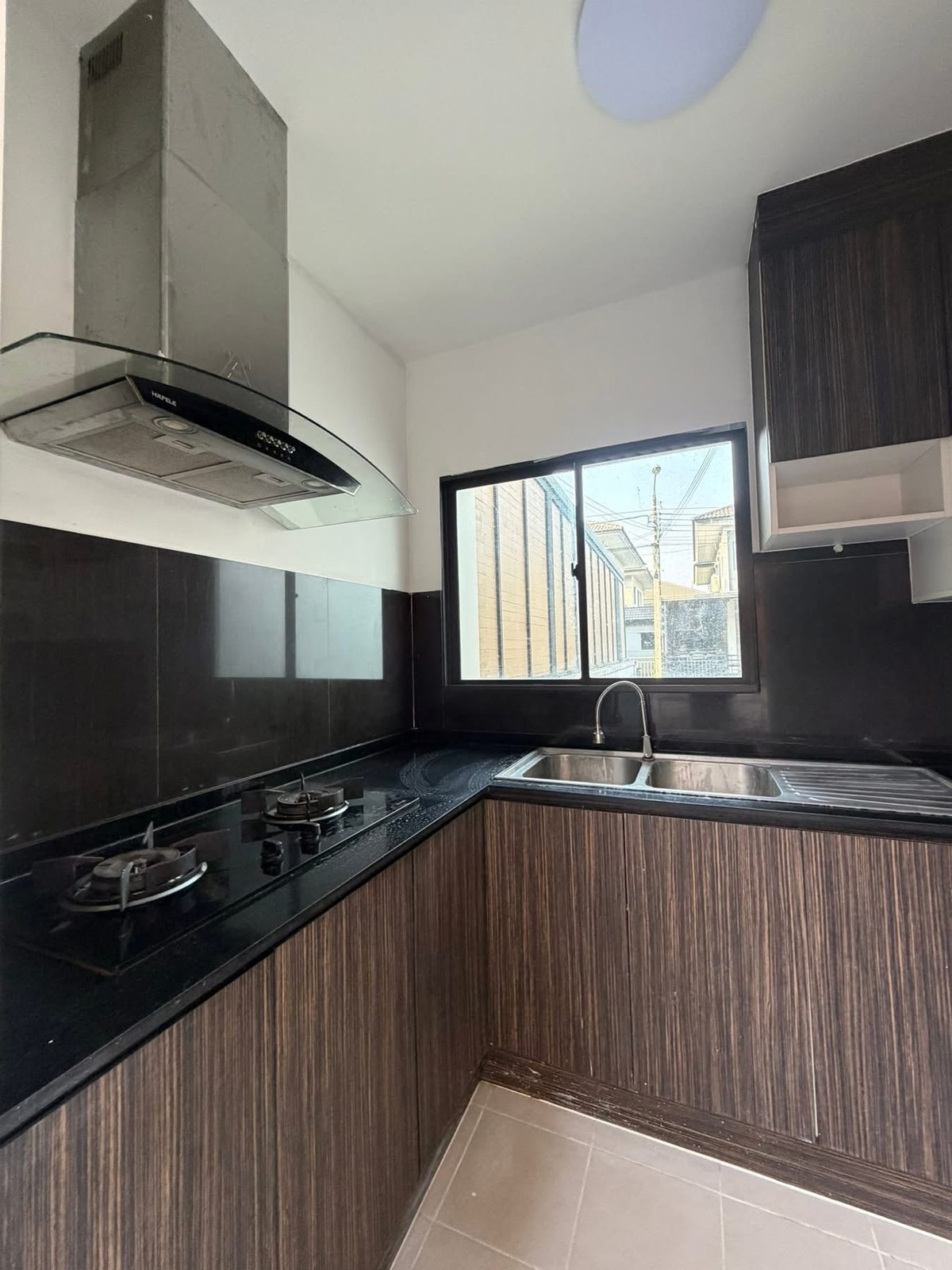 For RentHouseNonthaburi, Bang Yai, Bangbuathong : Twin house for rent Centro Westgate Village, near Jazz Green Village, Bang Bua Thong and Central Westgate.