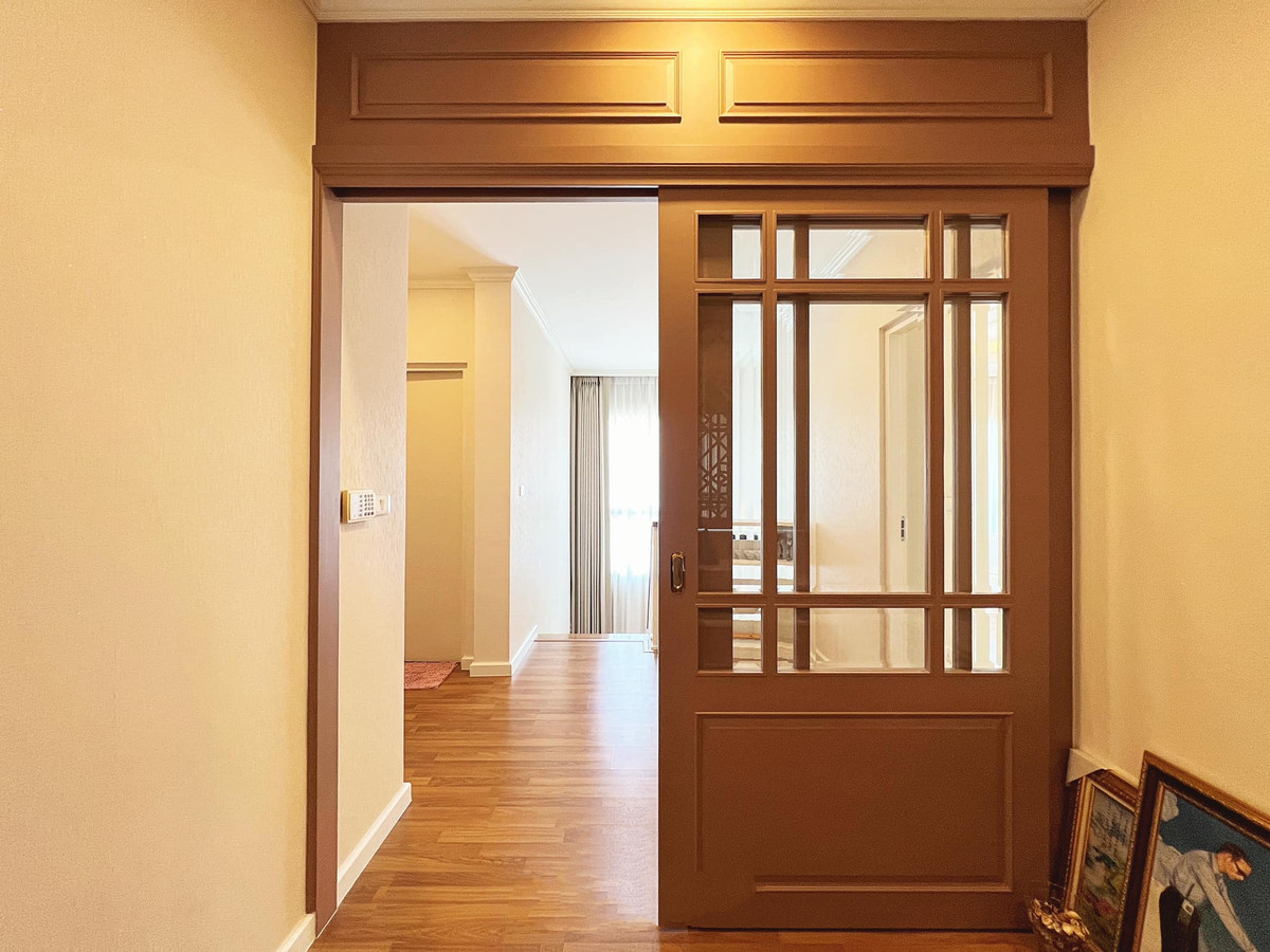 ขายบ้านพระราม 5 ราชพฤกษ์ บางกรวย : บ้านเดี่ยว คาซ่า พรีเมี่ยม ราชพฤกษ์-แจ้งวัฒนะ 55.6 ตร.ว. 3 นอน 3 น้ำ ตกแต่งพร้อมเข้าอยู่ ขายต่ำกว่าทุนที่ซื้อมา!!