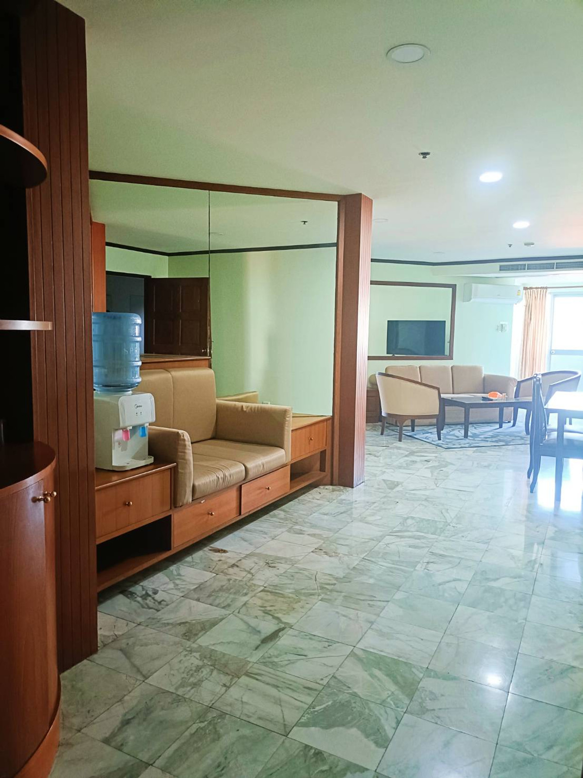 ให้เช่าคอนโดวิทยุ ชิดลม หลังสวน : คอนโดพร้อมอยู่