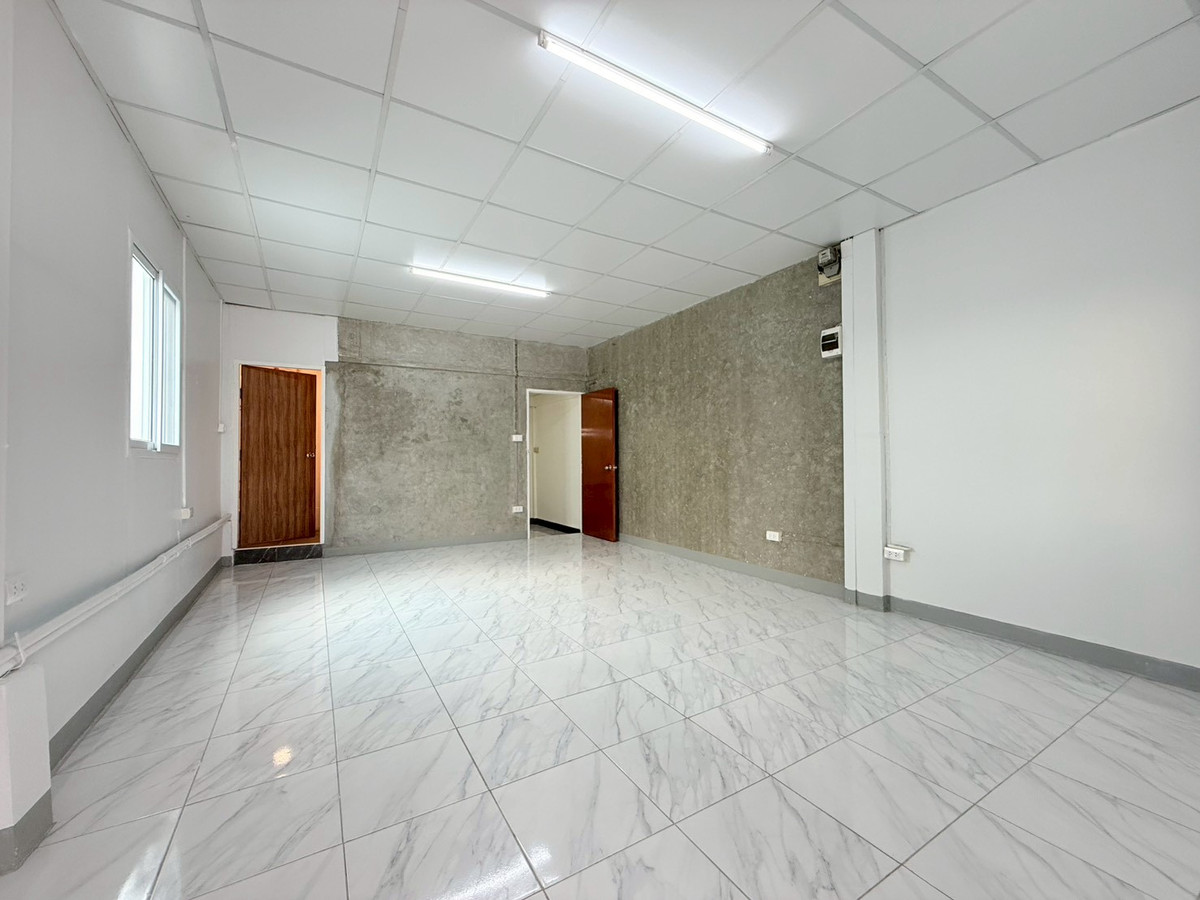 ให้เช่าโฮมออฟฟิศสาทร นราธิวาส : 🌁🎊 ให้เช่าโฮมออฟฟิศ สูง 5 ชั้น หมู่บ้านเซ็นต์หลุยส์ เซ็นเตอร์ ทำเลทองย่านสาทร เดินทางง่าย