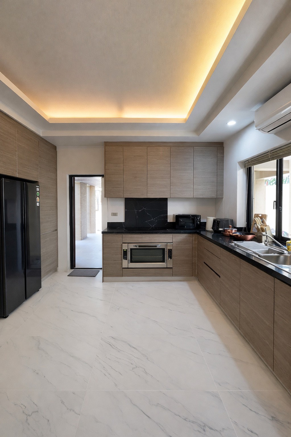 For RentHouseOnnut, Udomsuk : Single house for rent in Pridi area with swimming pool. Move in immediately, fully furnished, near St Andrews International School Bangkok 🏫