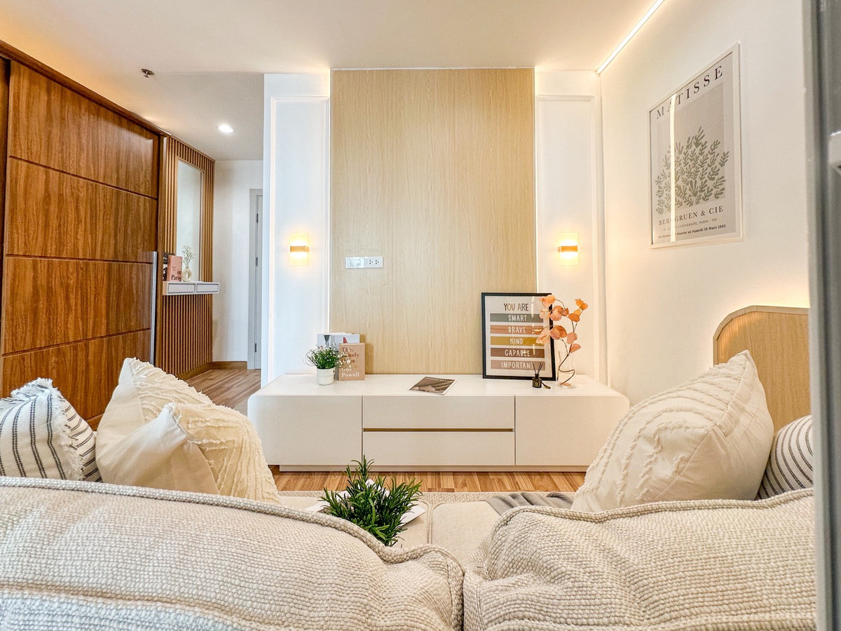 For SaleCondoVipawadee, Don Mueang, Lak Si : 🔥 Ready to move in! Condo for sale Regent Home 15 Chaengwattana 🏢 6th floor, fully furnished, new furniture, good price!!