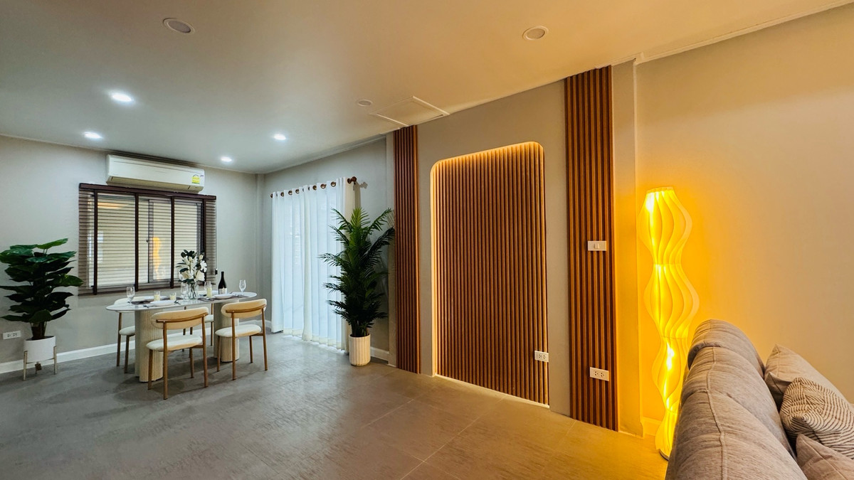 For SalePathum Thani,Rangsit, Thammasat : Urgent sale📍Newly renovated house House receives assets, fully furnished, great value, special price