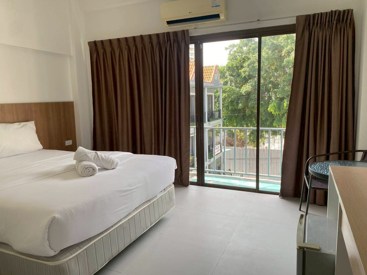 For RentHotel&Apartment BusinessPattaya, Bangsaen, Chonburi : Small Hotel for Lease – Pattaya, Chonburi