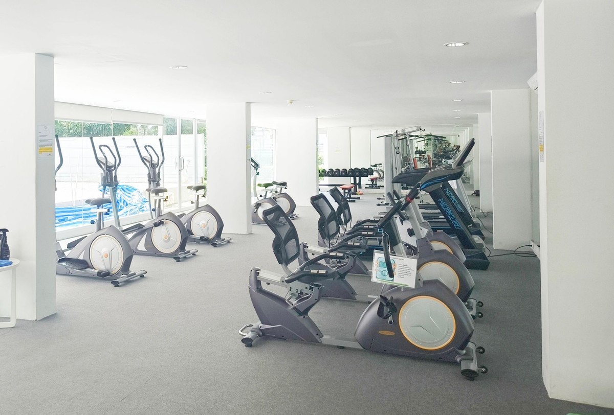 For SaleCondoMahachai Samut Sakhon : Condo for sale below appraised value  Tulip Square Om Noi Project