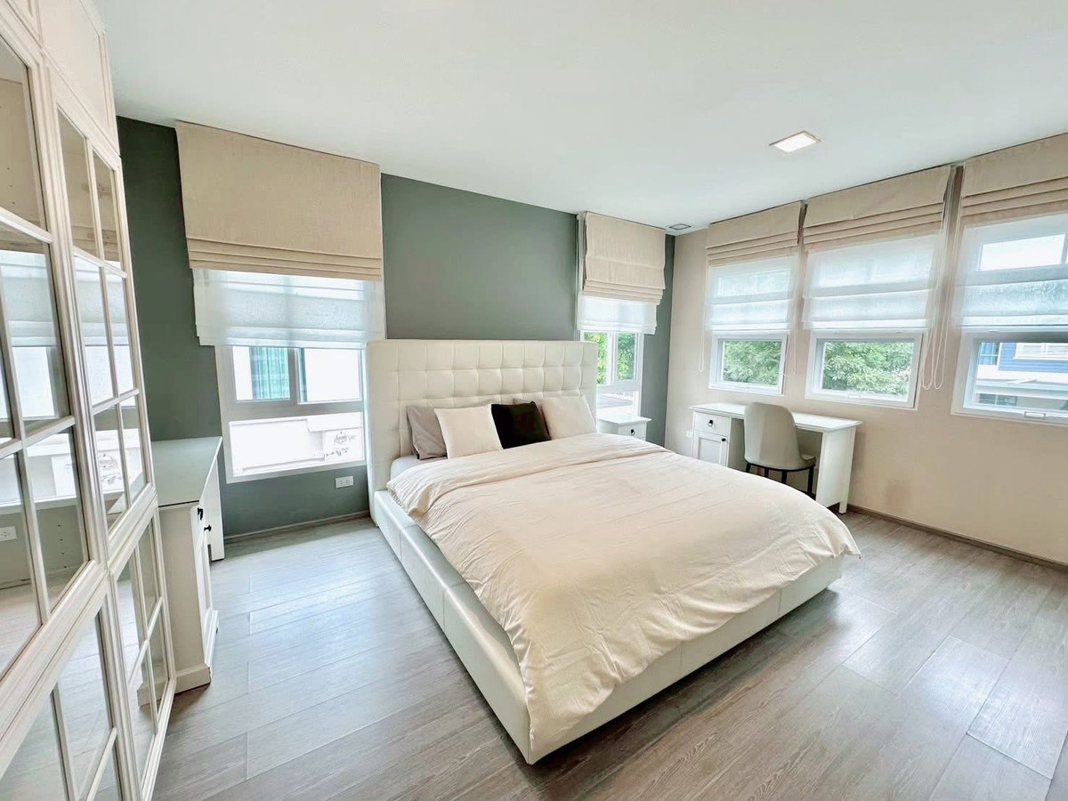 For RentHouseBangna, Bearing, Lasalle : Single house for rent, Chaiyaphruek Bangna KM.7, fully furnished, near Mega Bangna, only 600 m.